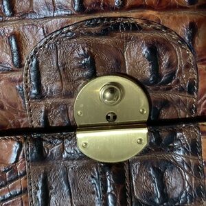 Elegant Brown Crocodile-Embossed Leather Bag